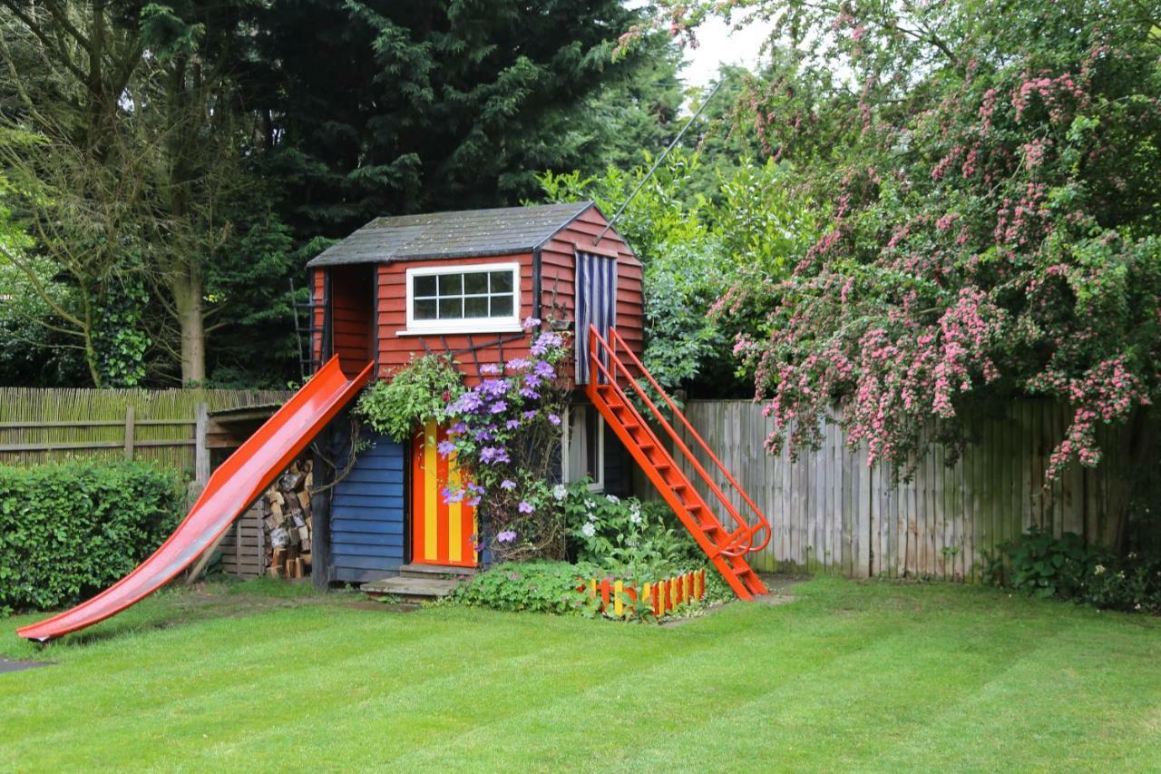Surlingham Lodge Garden Cottage In Rspb Village Near Norwich Bagian luar foto